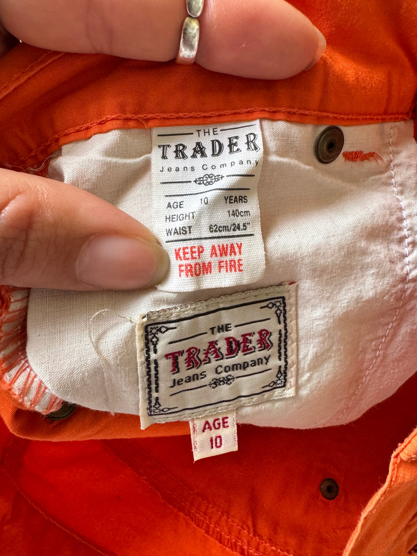 Vintage Y2K Trader Orange Shorts | 10 Years