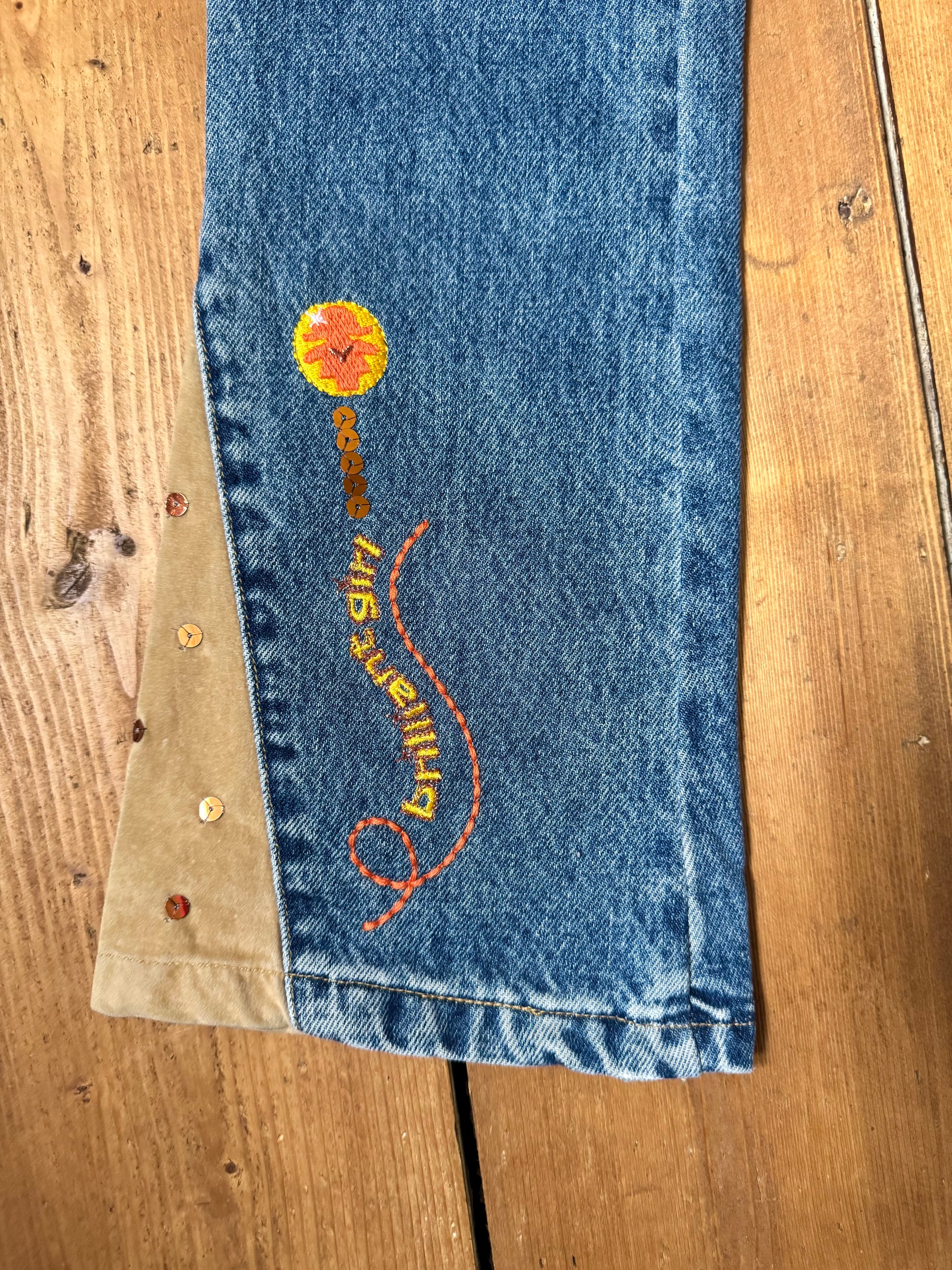 talian vintage Y2K girls denim jeans. Age 8 years. Handpicked for Bee Tiny kids vintage.
