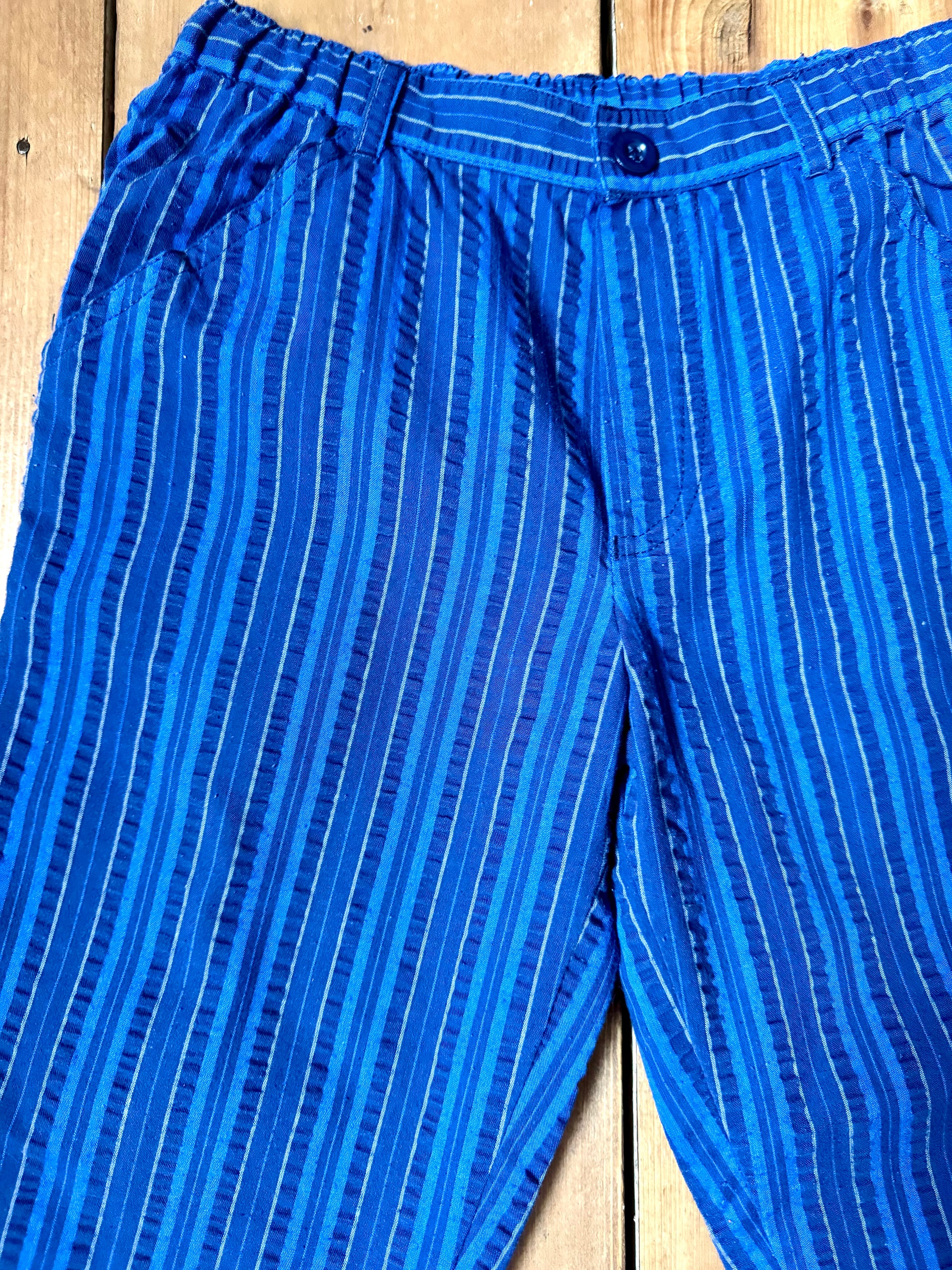 Vintage 90s BHS Blue striped kids trousers age 4-5 years. Handpicked for Bee Tiny kids vintage.