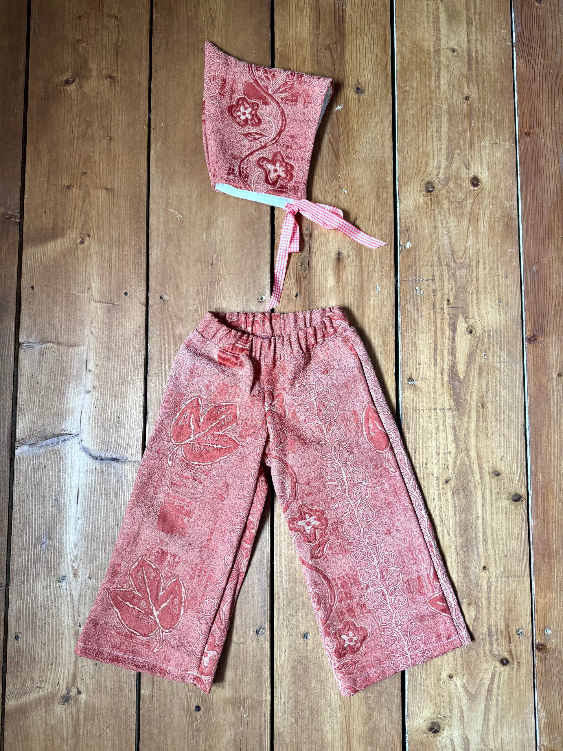 Handmade kids 2 piece coordinating set. Pixie hat and trouser matching kids set made from vintage fabric. Handmade for Bee Tiny kids vintage. One of a kind. 