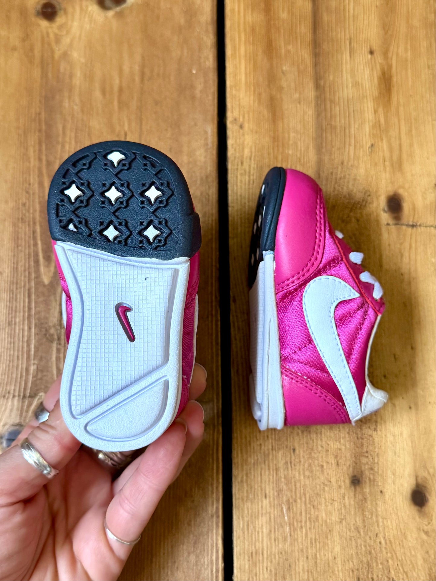Rare Nike Sprint Sisters pink infant trainers. Size UK 2. Handpicked for Bee Tiny kids vintage. 