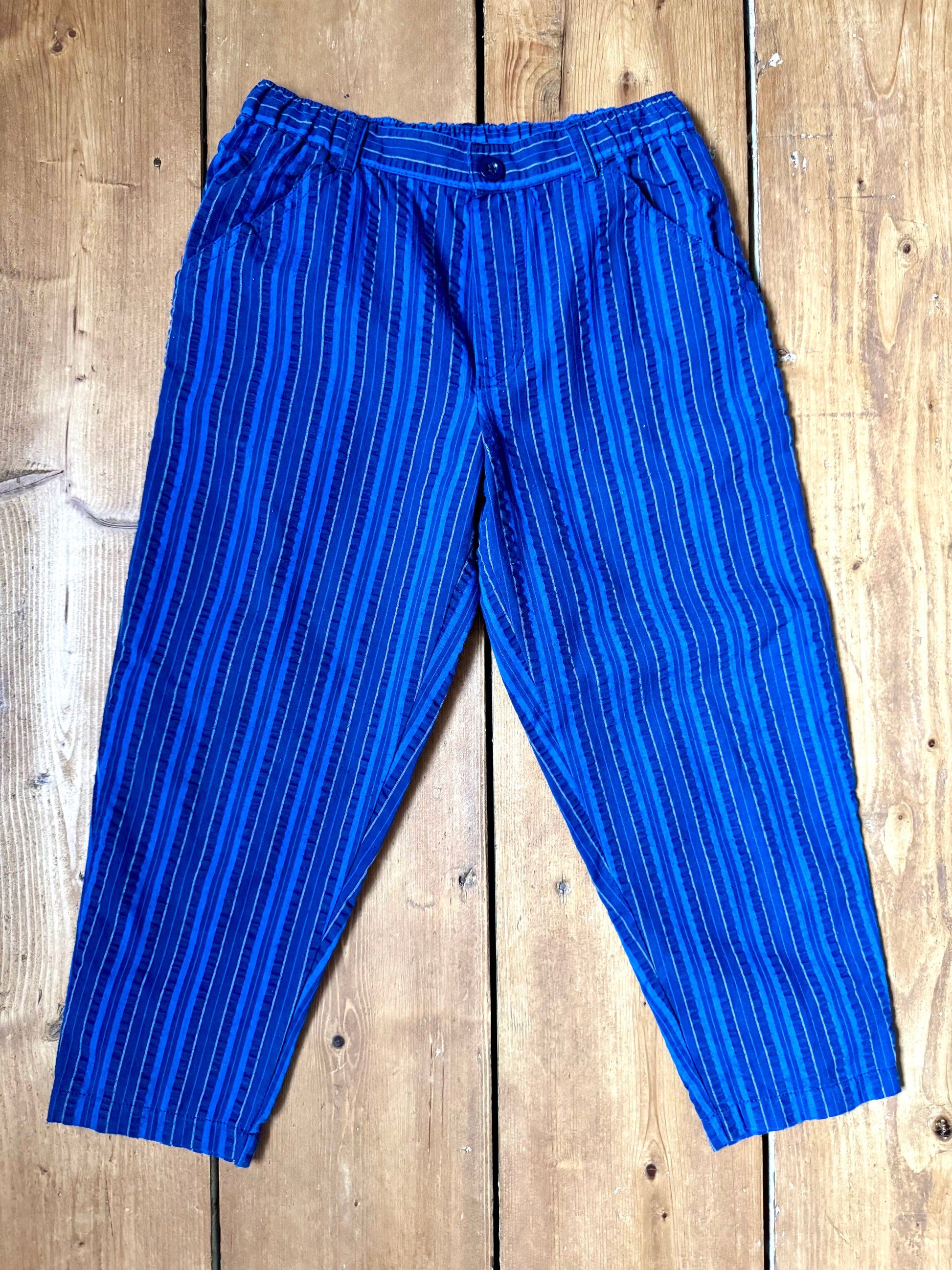 Vintage 90s BHS Blue striped kids trousers age 4-5 years. Handpicked for Bee Tiny kids vintage.
