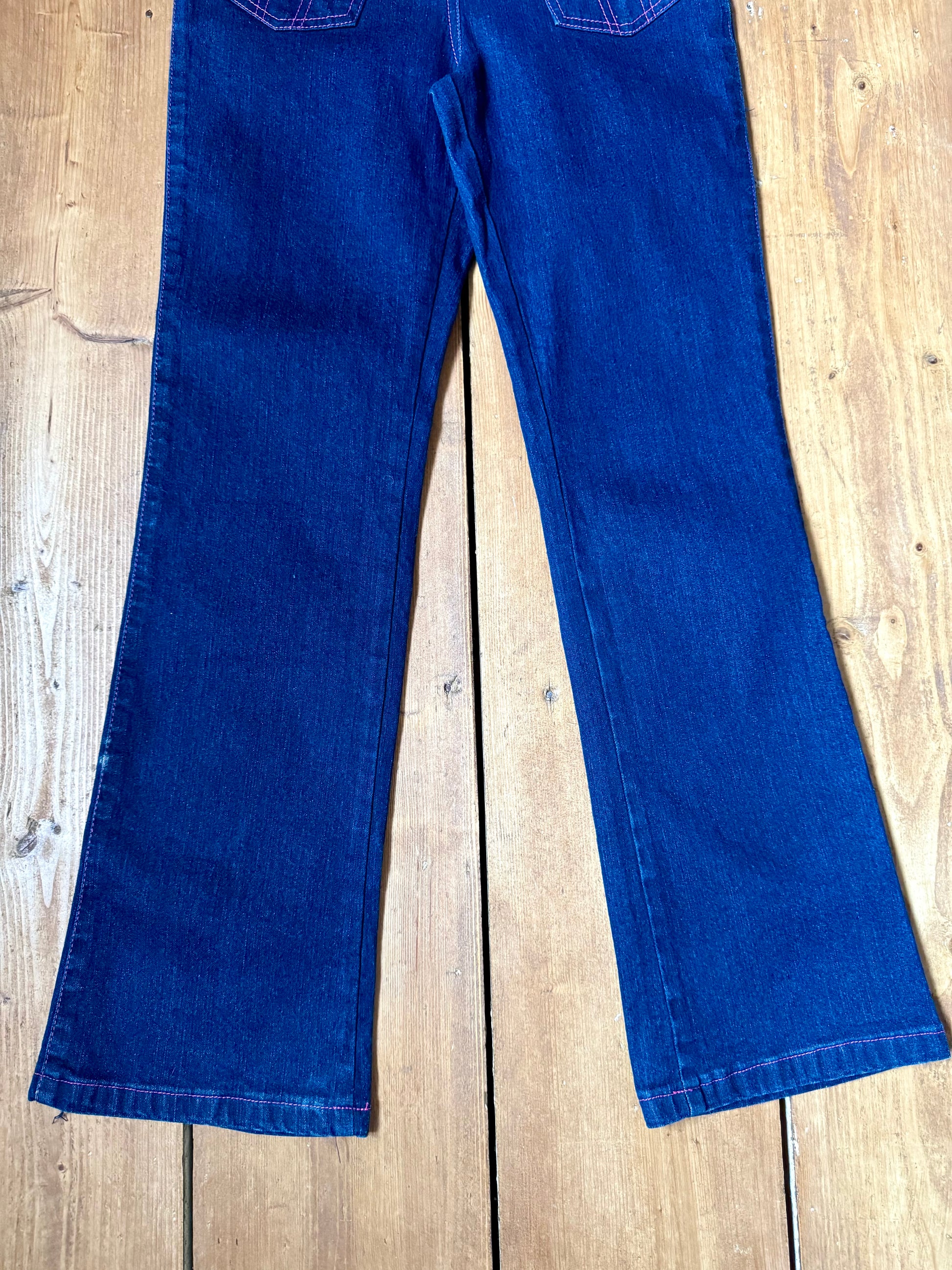 Italian vintage Y2k Deadstock girls jeans age 10. Handpicked for Bee Tiny kids vintage. 