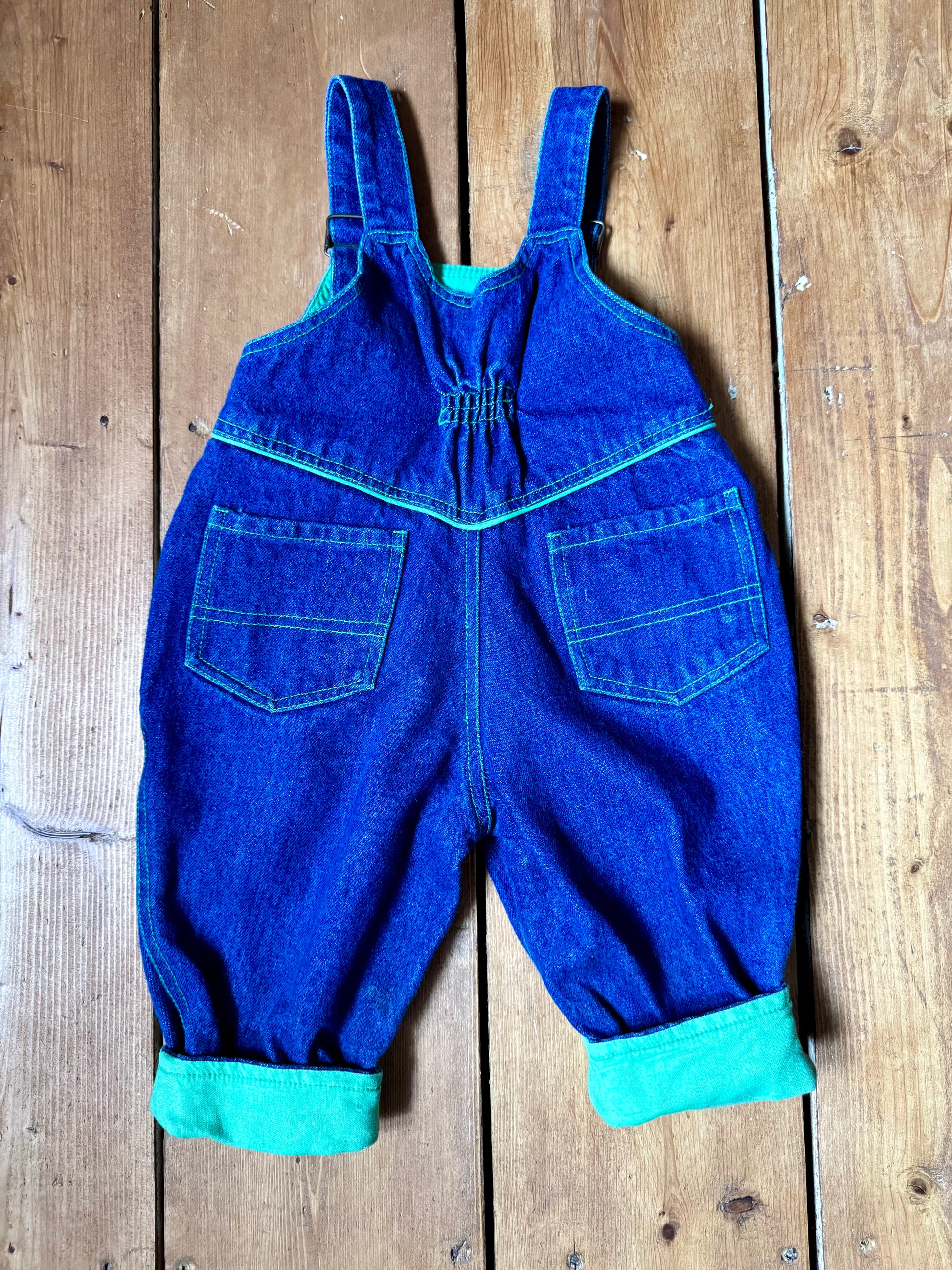 Vintage 80s kids dungarees. Vintage denim dungarees. Vintage baby dungarees. Handpicked for Bee Tiny kids vintage.