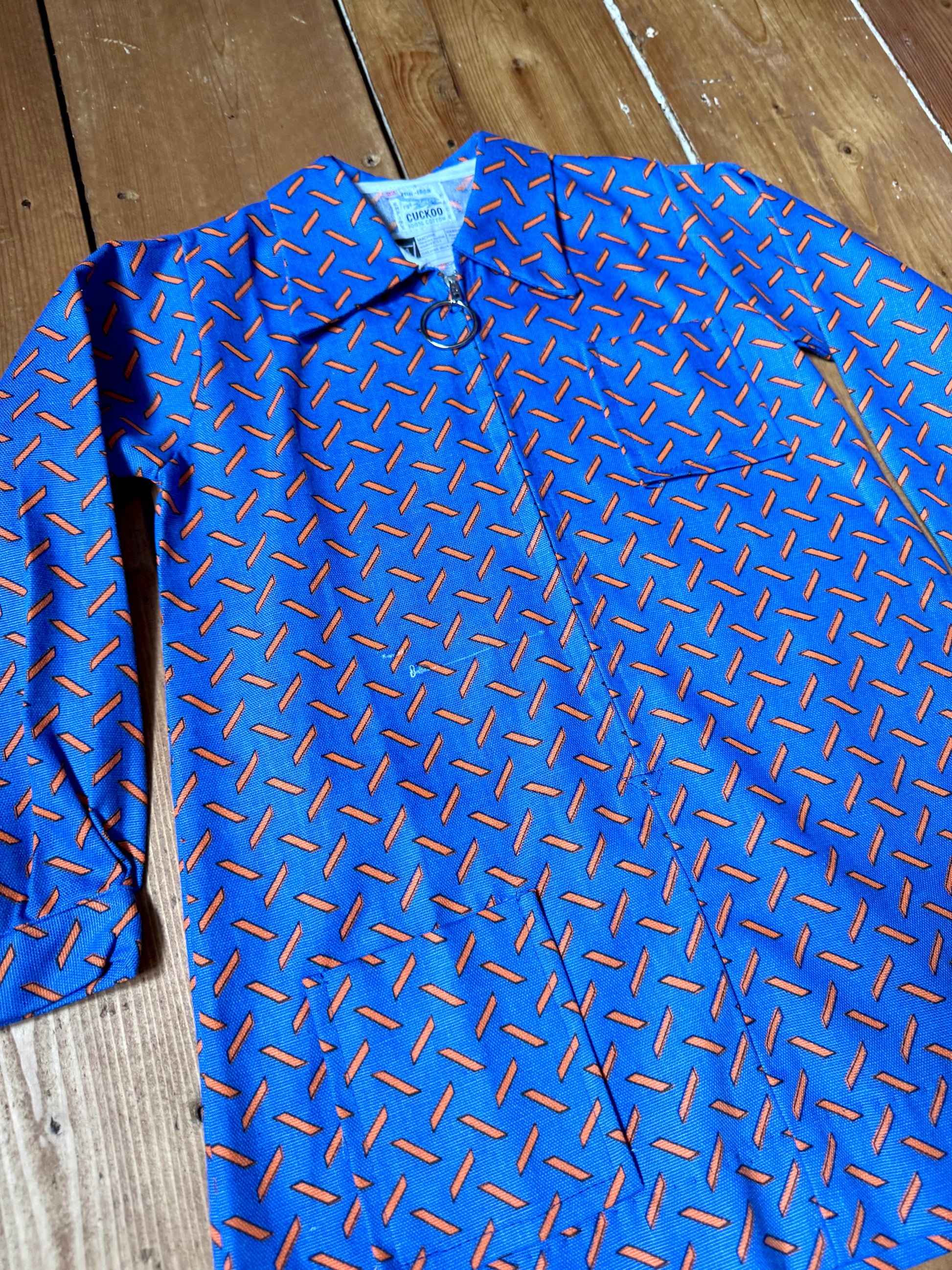 Vintage 70s Cuckoo blue & orange geometric zip dress. Age 4-5 years. Handpicked for Bee Tiny kids vintage.
