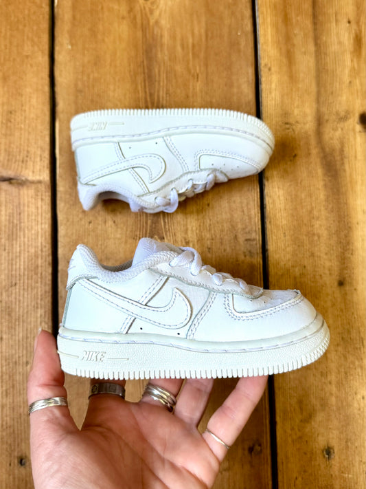 Nike white air force 1 infant trainers. Size UK 5.5. Handpicked for Bee Tiny kids vintage. 