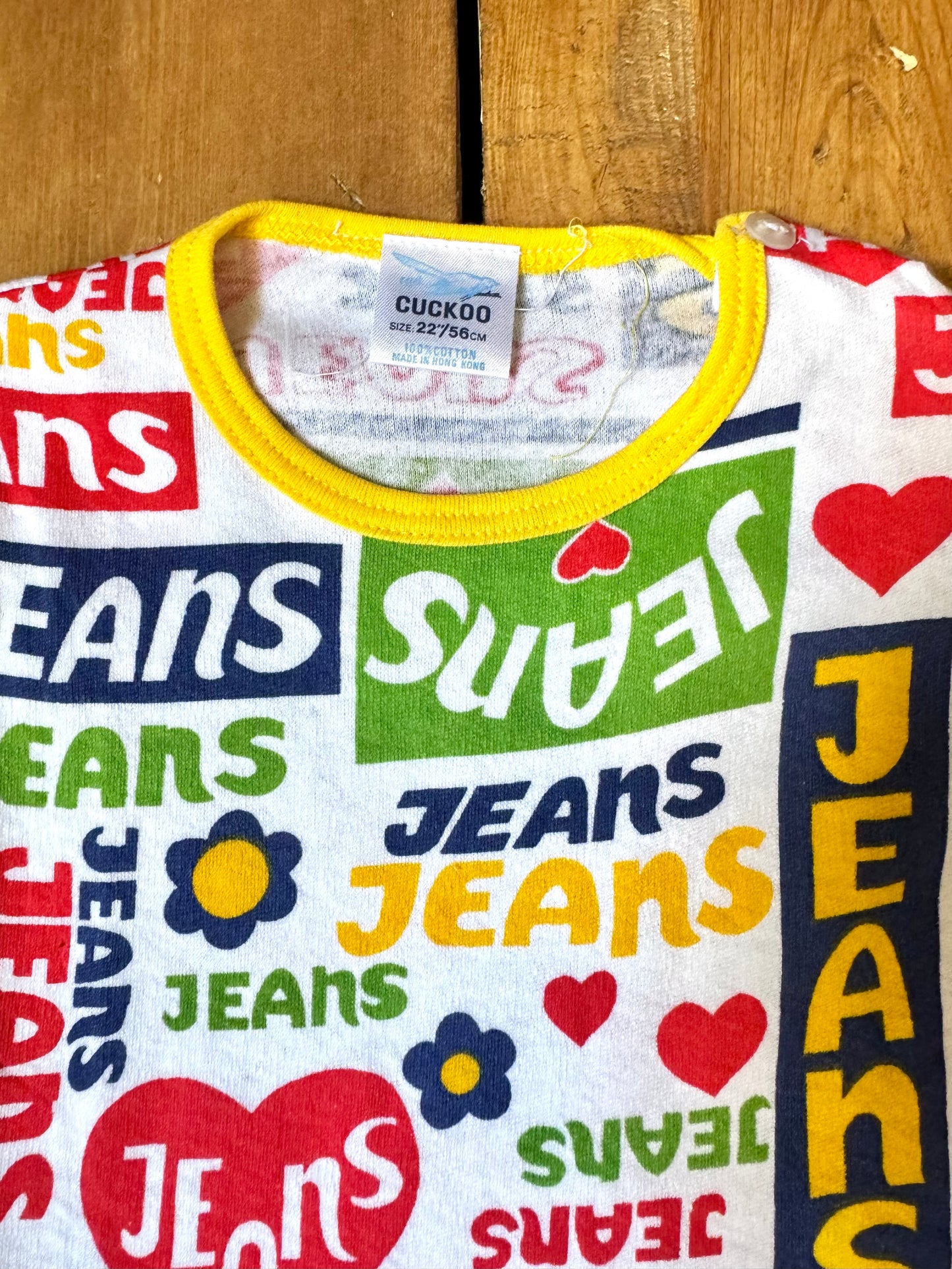 Vintage 90s Cuckoo graphic print t-shirt. A bold little vintage tee packed with 90s and Y2K nostalgia. Age 3 years. Handpicked for Bee Tiny kids vintage.