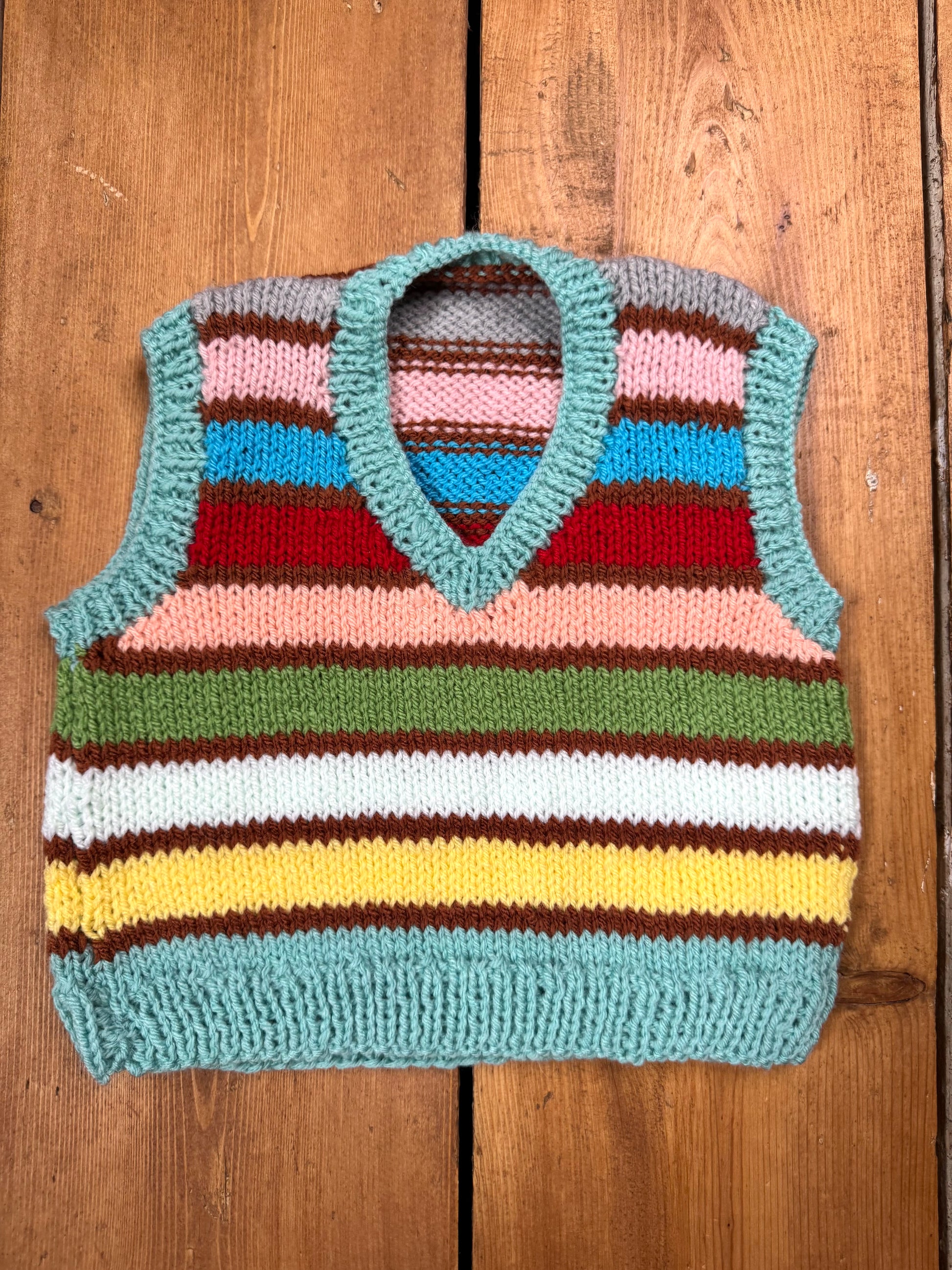 Handknitted colourful striped kids sweater vest. Age 1 year. Handpicked for Bee Tiny kids vintage. 
