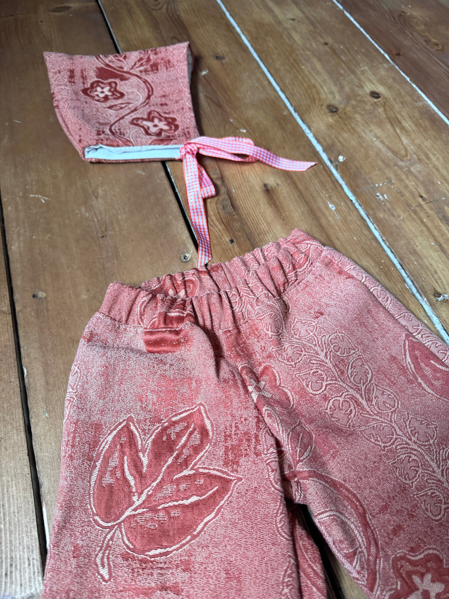 Handmade kids 2 piece coordinating set. Pixie hat and trouser matching kids set made from vintage fabric. Handmade for Bee Tiny kids vintage. One of a kind. 