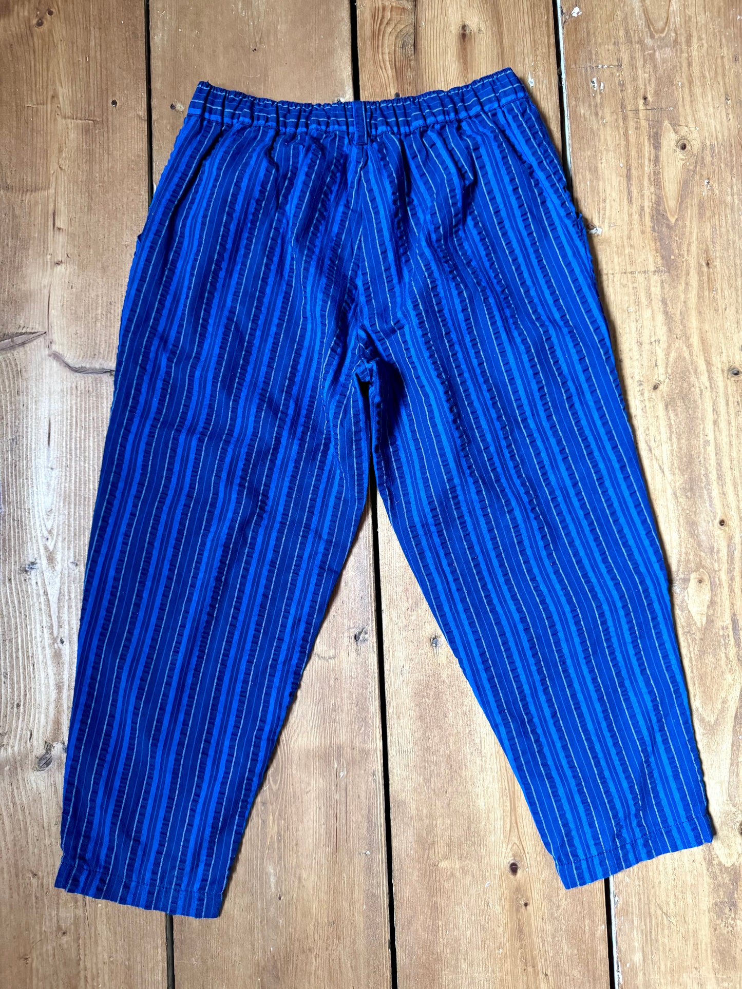 Vintage 90s BHS Blue striped kids trousers age 4-5 years. Handpicked for Bee Tiny kids vintage.