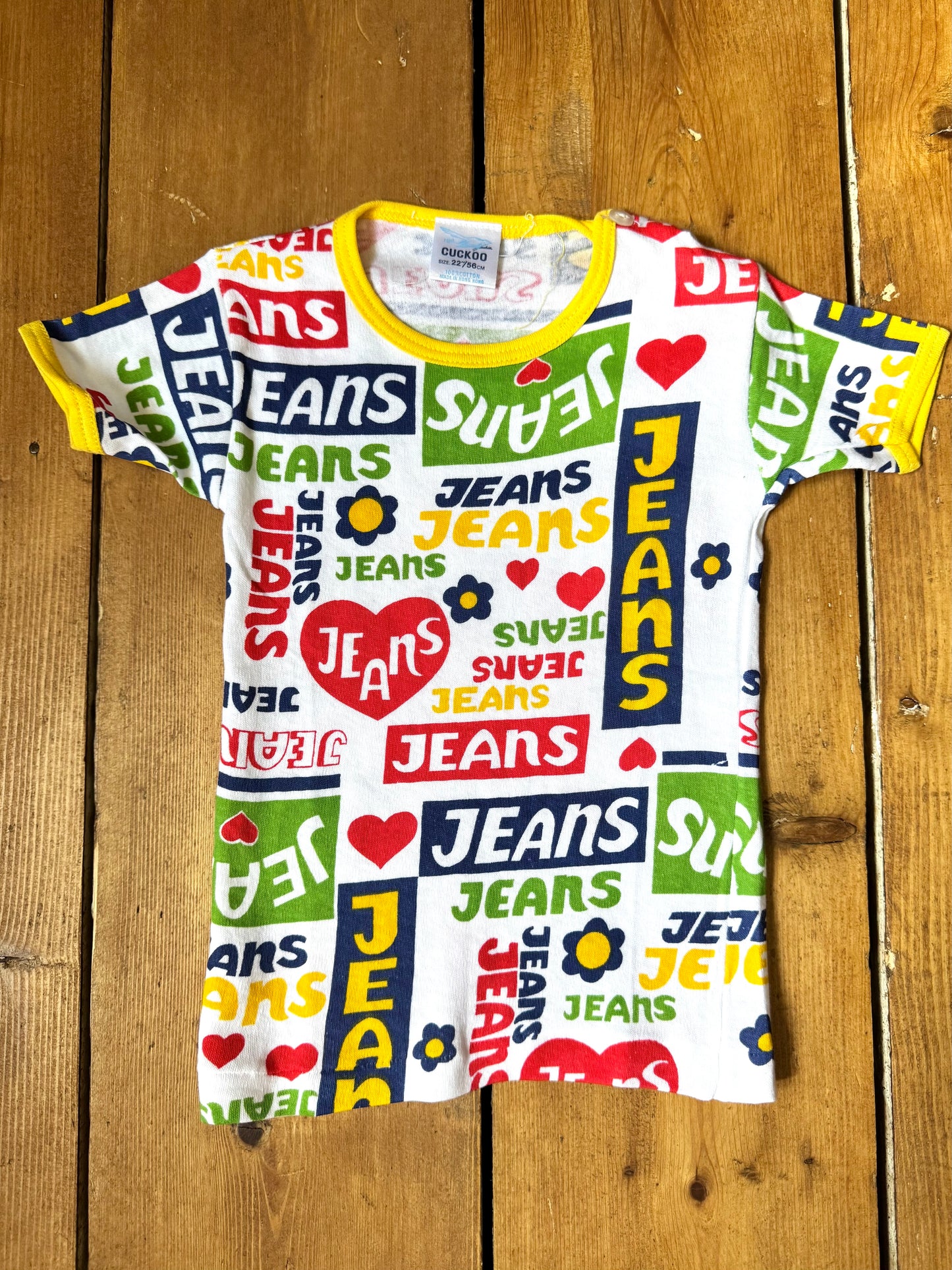 Vintage 90s Cuckoo graphic print t-shirt. A bold little vintage tee packed with 90s and Y2K nostalgia. Age 3 years. Handpicked for Bee Tiny kids vintage.