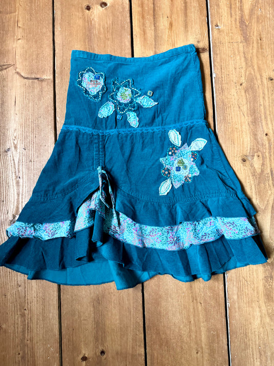 Teal corduroy childrens skirt age 4 years. Handpicked for Bee Tiny kids vintage.