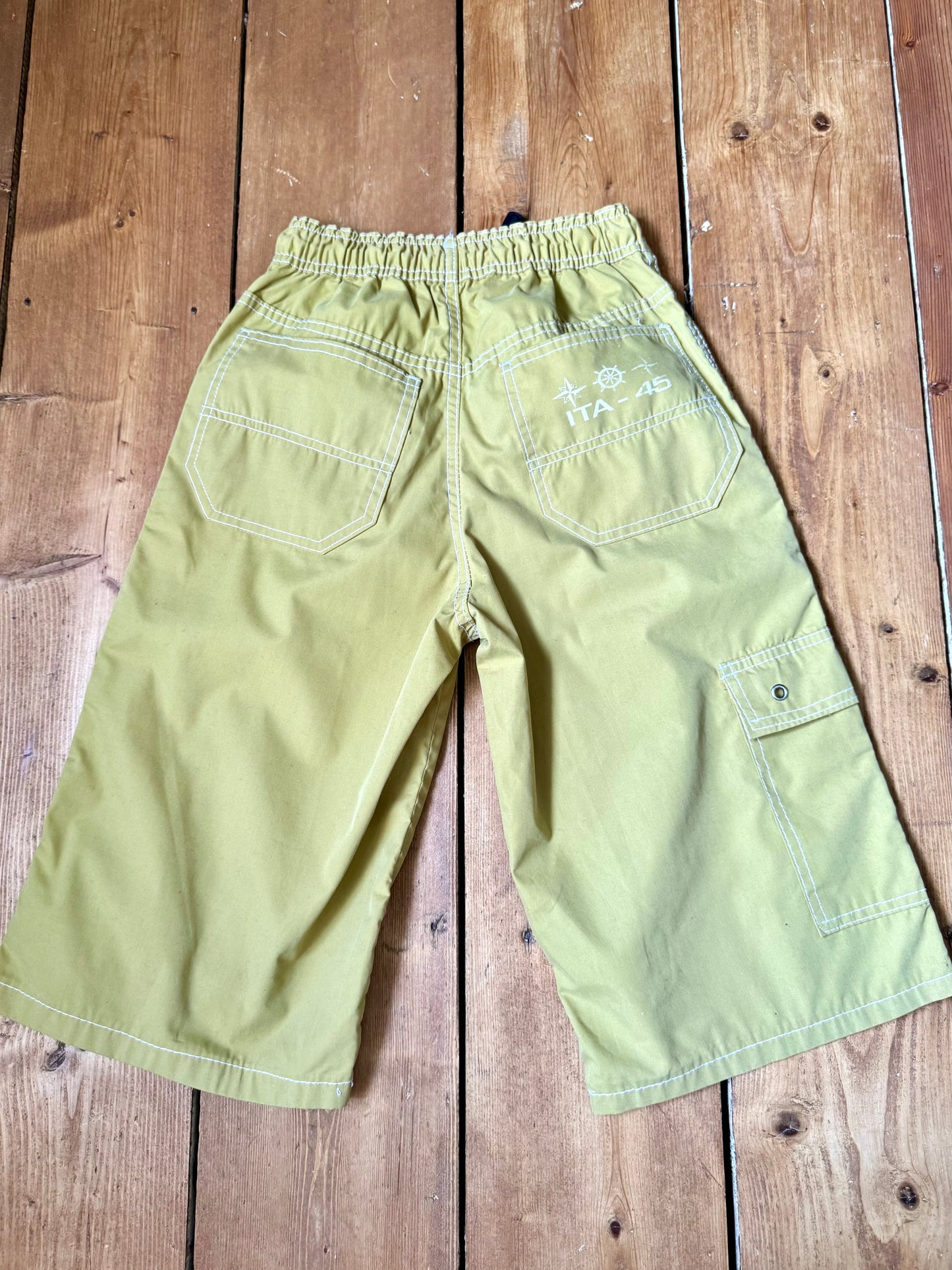 Vintage Y2K Cargo Shorts | 9-10 Years