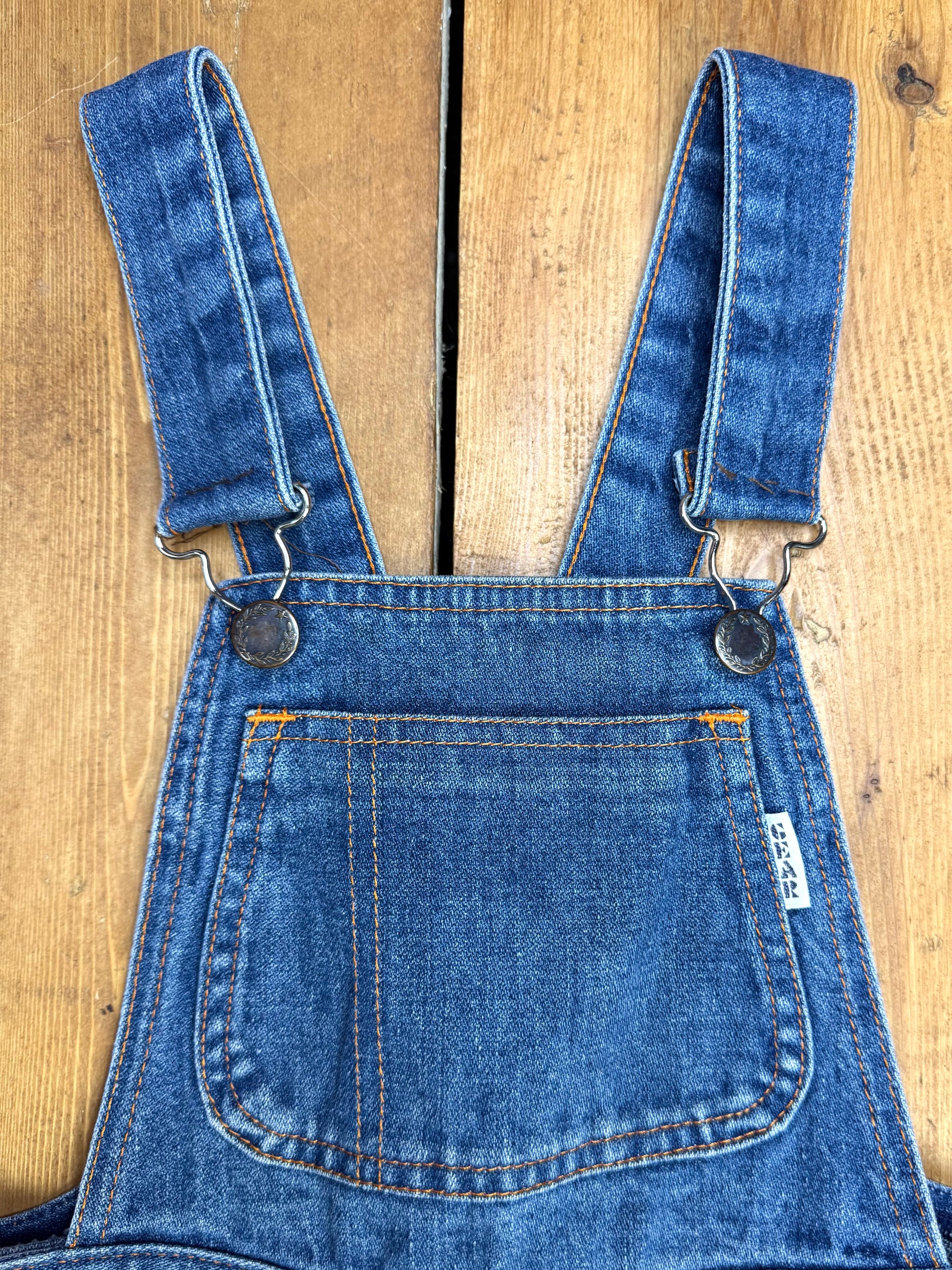 Vintage 80s St.Michael denim dungarees age 5 years. Handpicked for Bee Tiny kids vintage.