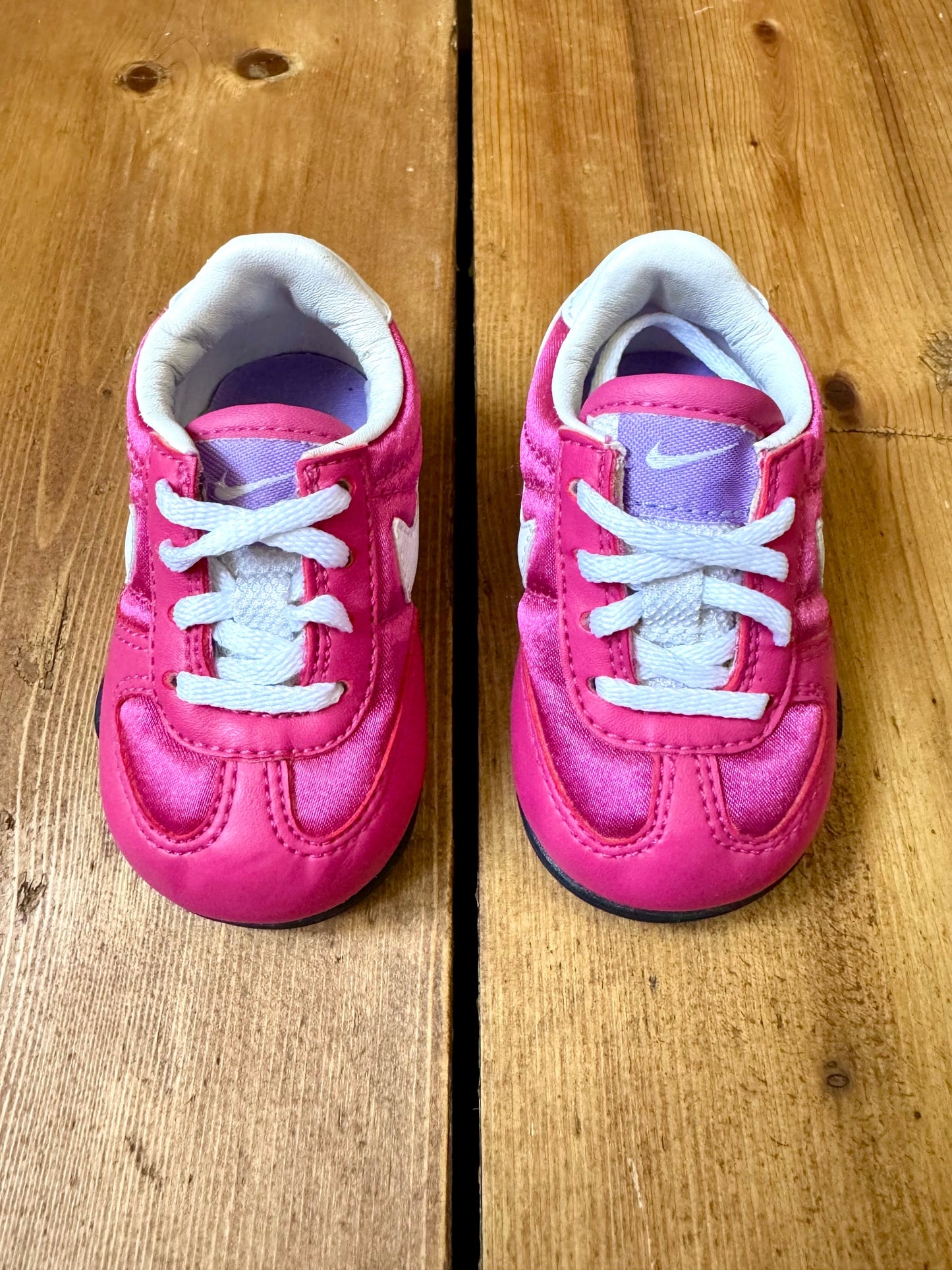 Rare Nike Sprint Sisters pink infant trainers. Size UK 2. Handpicked for Bee Tiny kids vintage. 