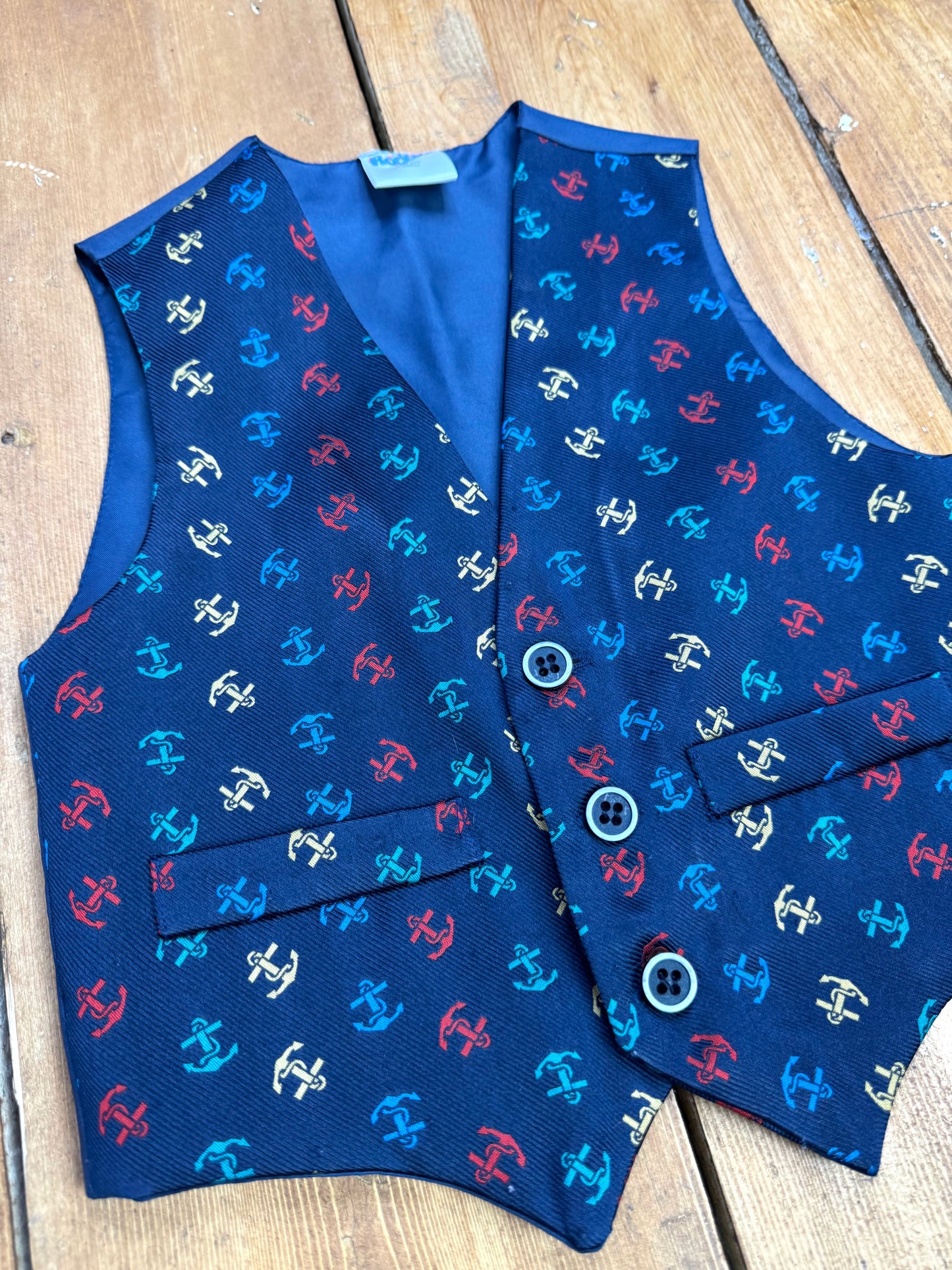 Vintage 90s kids nautical theme waistcoat. Age 3-4 years. Handpicked for Bee Tiny kids vintage. 