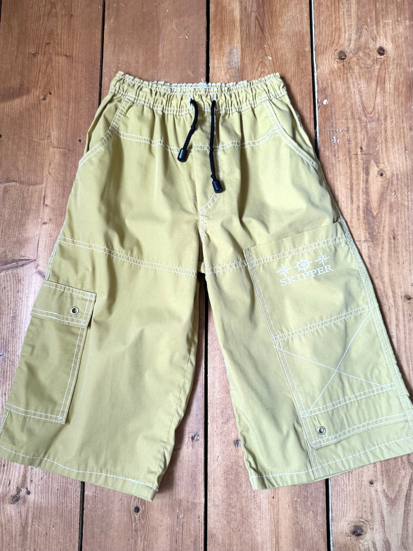 Vintage Y2K Cargo Shorts | 9-10 Years