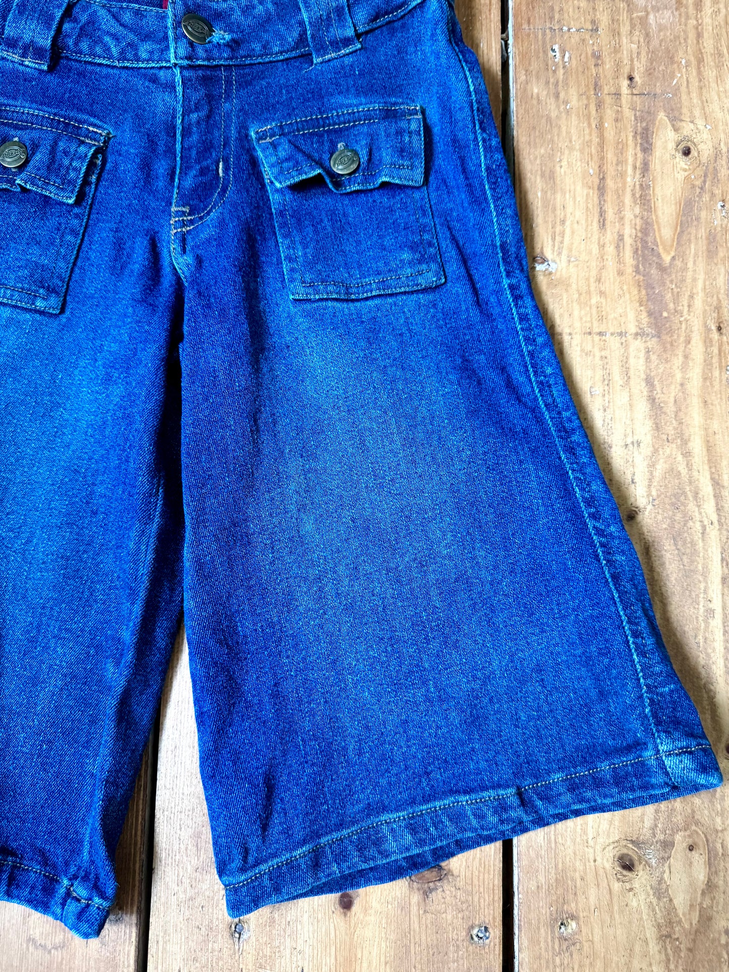 Vintage Y2K Dickies denim shorts, Dickies denim jorts. Kids baggy shorts. Handpicked for Bee Tiny kids vintage.
