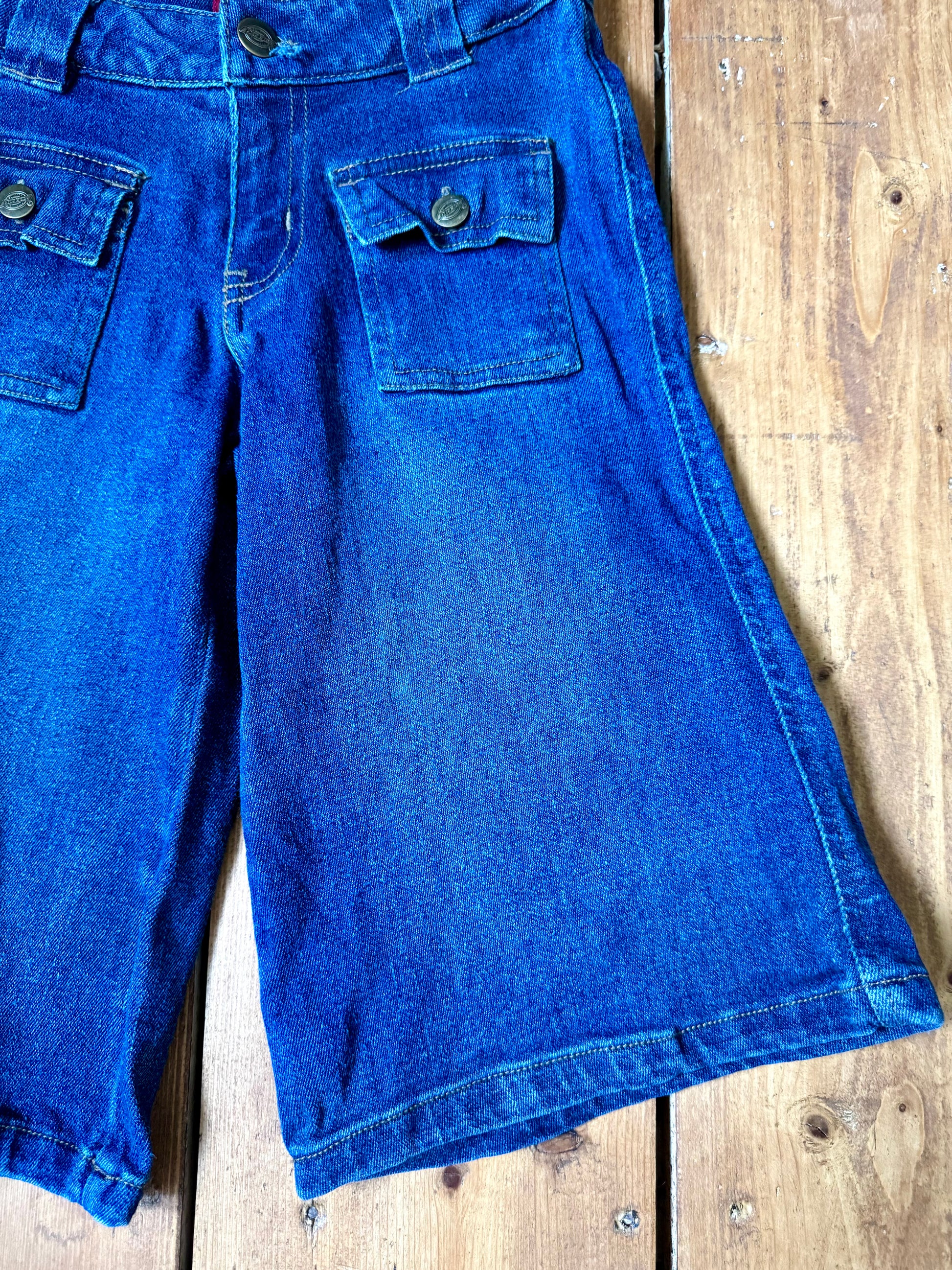 Vintage Y2K Dickies denim shorts, Dickies denim jorts. Kids baggy shorts. Handpicked for Bee Tiny kids vintage.