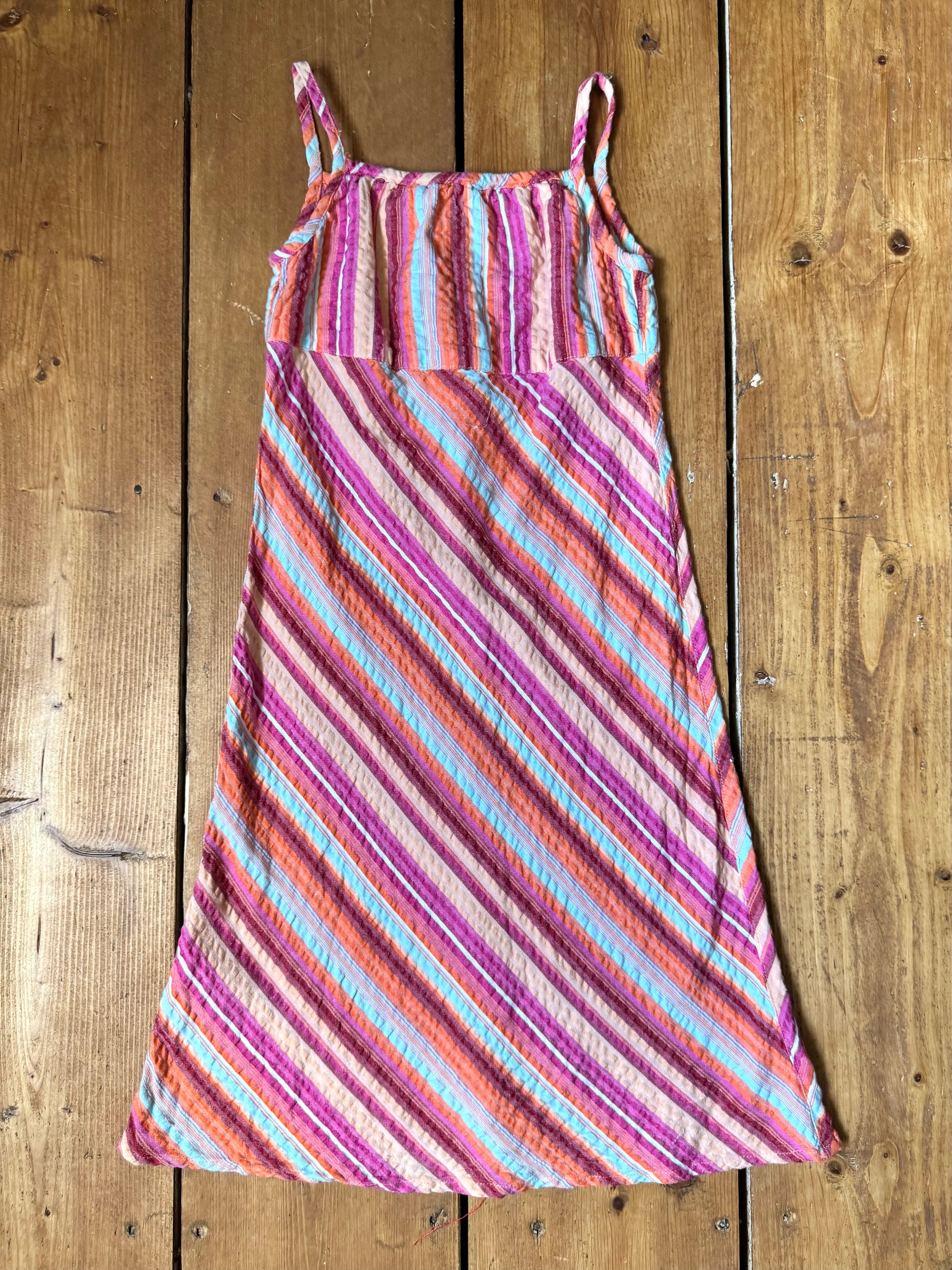 Vintage Y2K summer dress bundle for age 5–6 years featuring pink and colourful striped cotton dresses. Handpicked for Bee Tiny kids vintage.