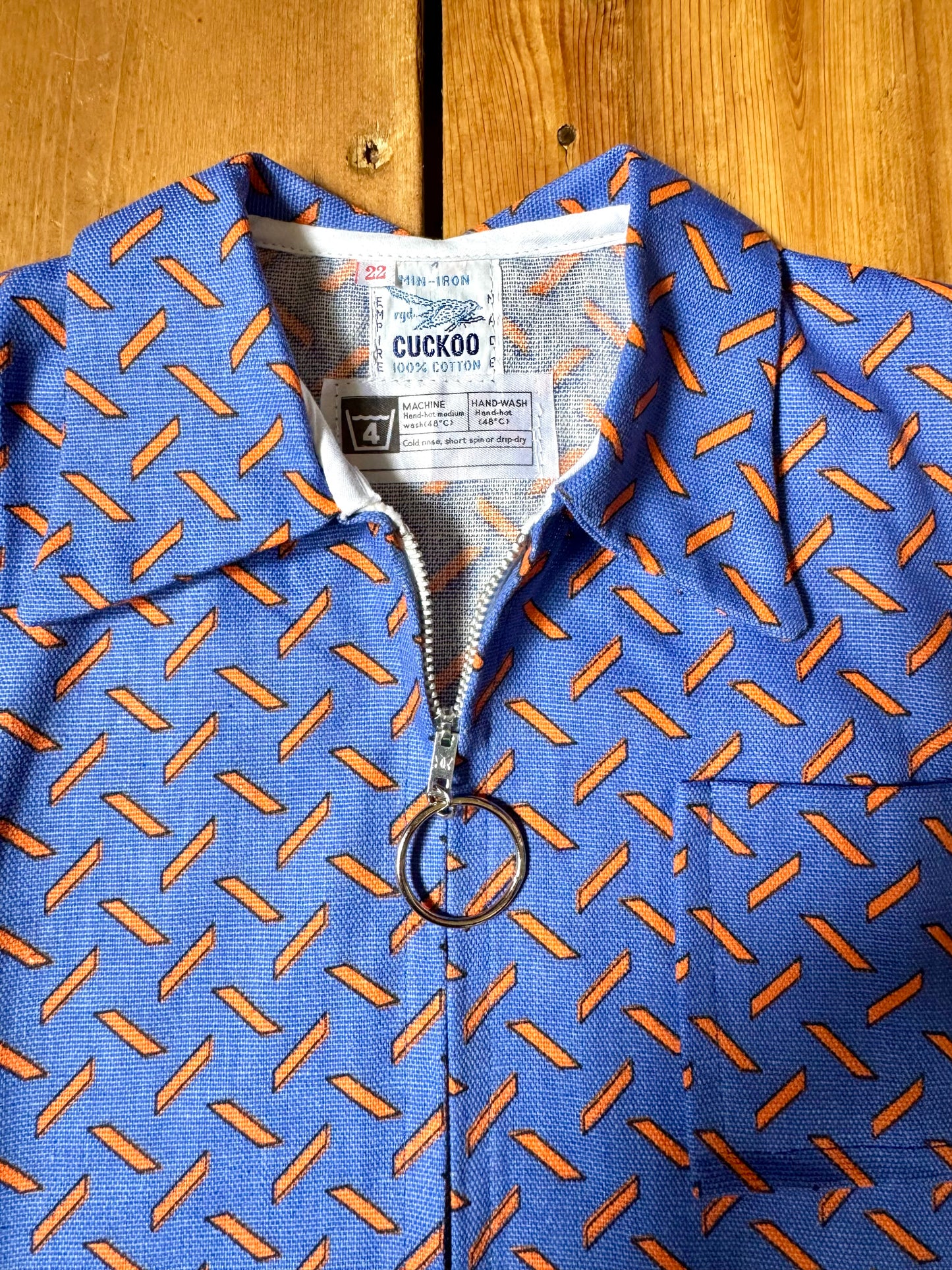 Vintage 70s Cuckoo blue & orange geometric zip dress. Age 4-5 years. Handpicked for Bee Tiny kids vintage.