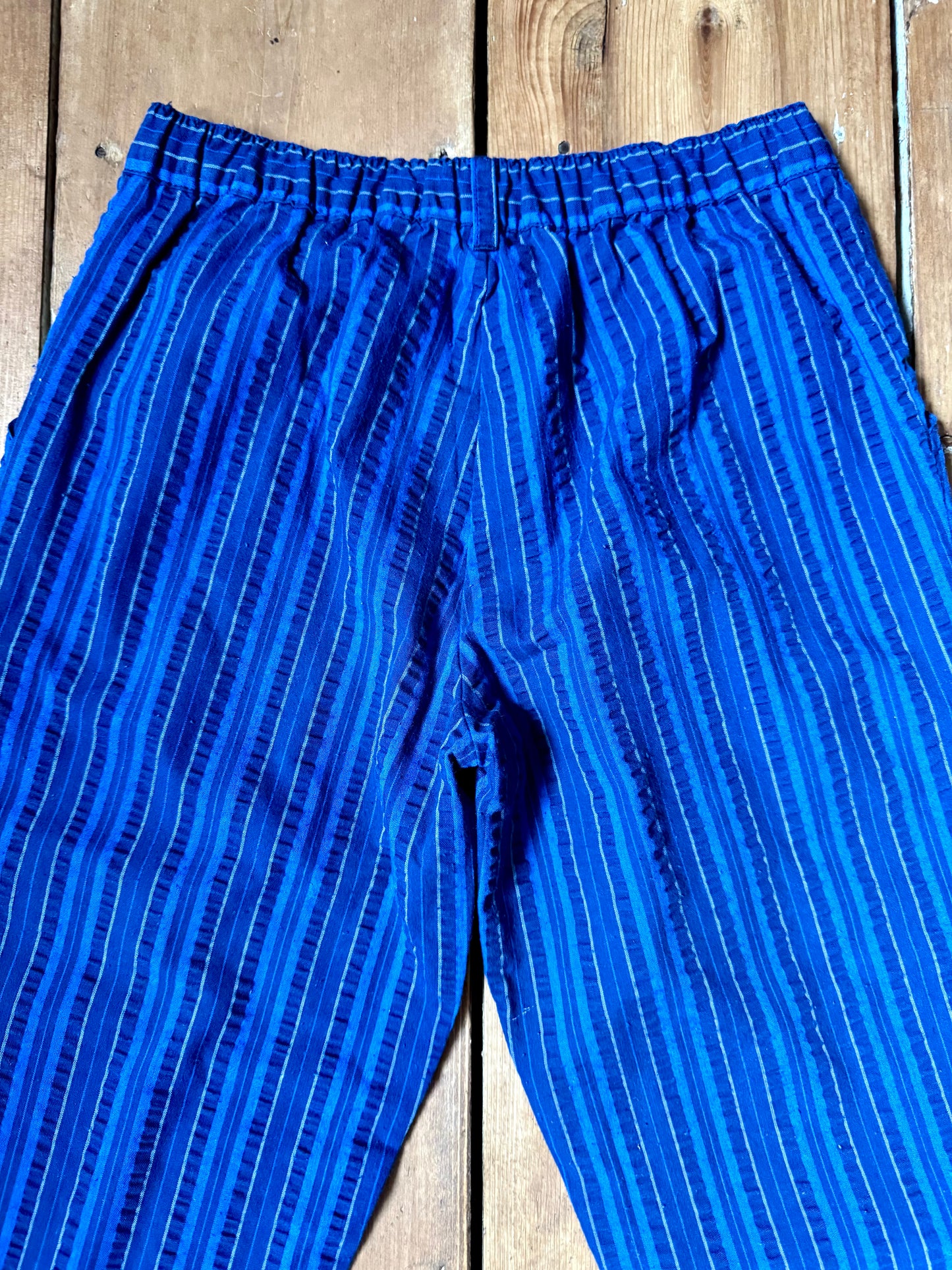 Vintage 90s BHS Blue striped kids trousers age 4-5 years. Handpicked for Bee Tiny kids vintage.