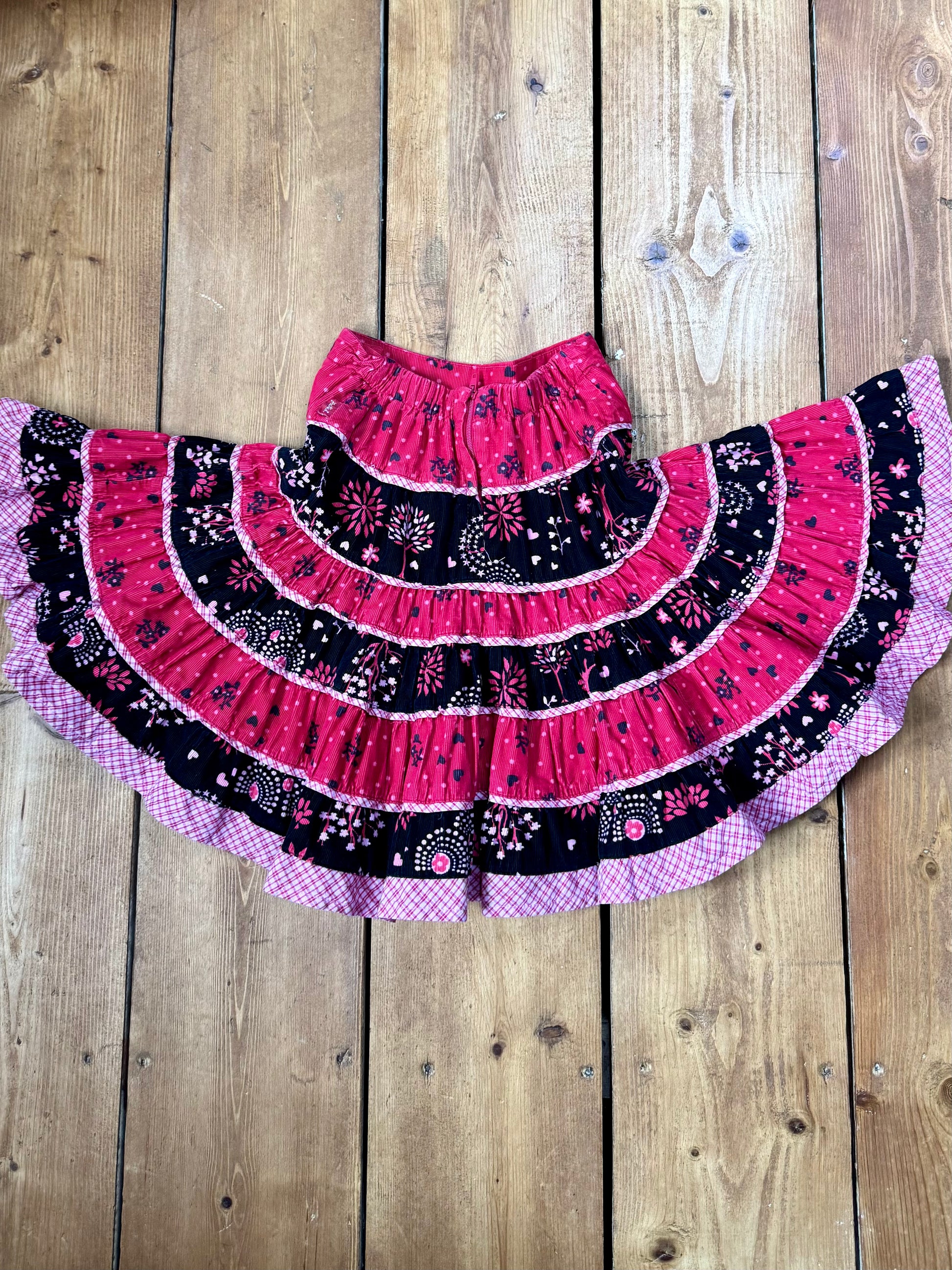 Pumpkin Patch kids vintage full tiered skirt. Handpicked for Bee Tiny kids vintage. 