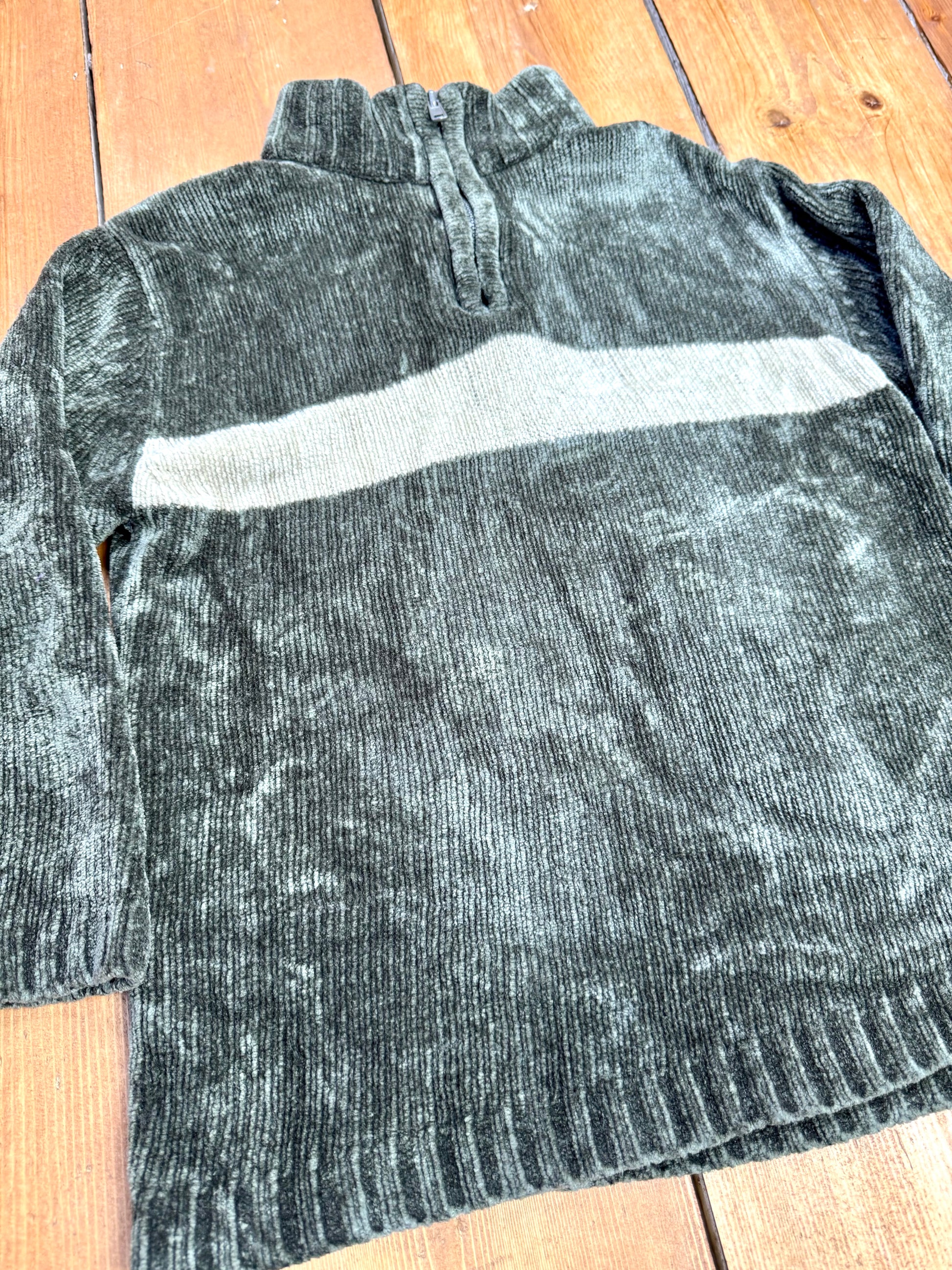 Green 1/4 zip jumper with a cream stripe