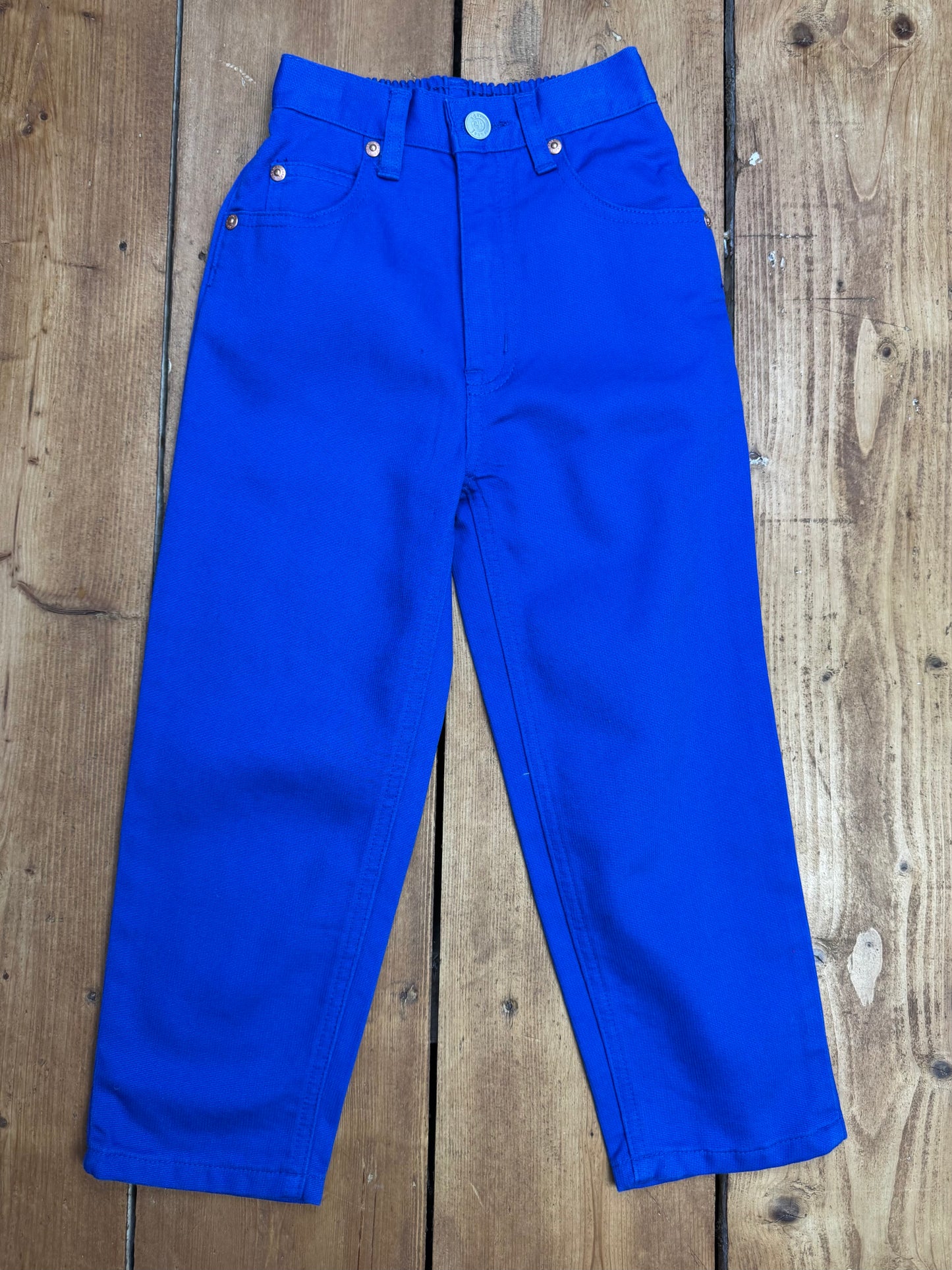 Y2K blue kids jeans age 5. Handpicked for Bee Tiny kids vintage.