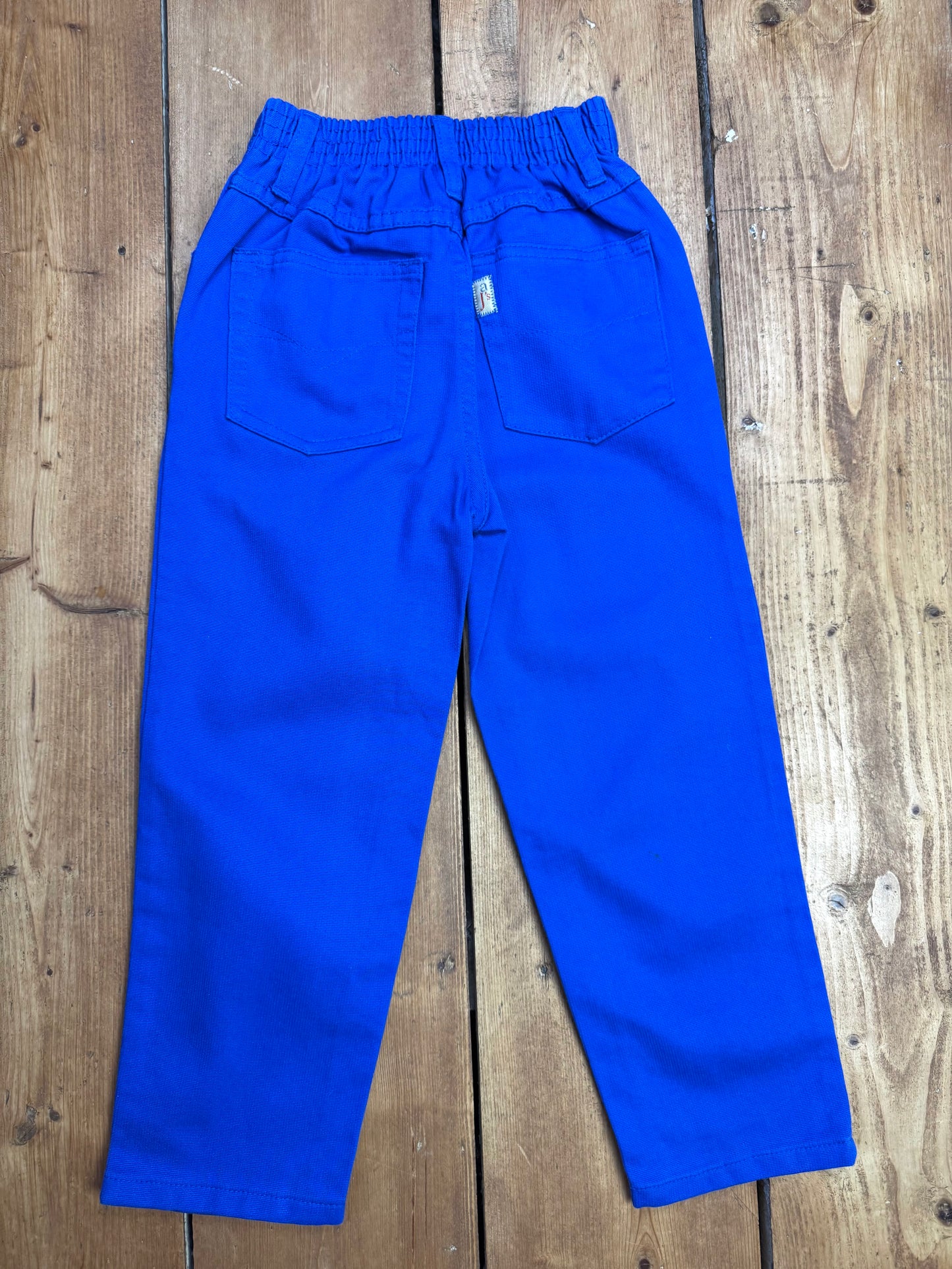Y2K blue kids jeans age 5. Handpicked for Bee Tiny kids vintage.