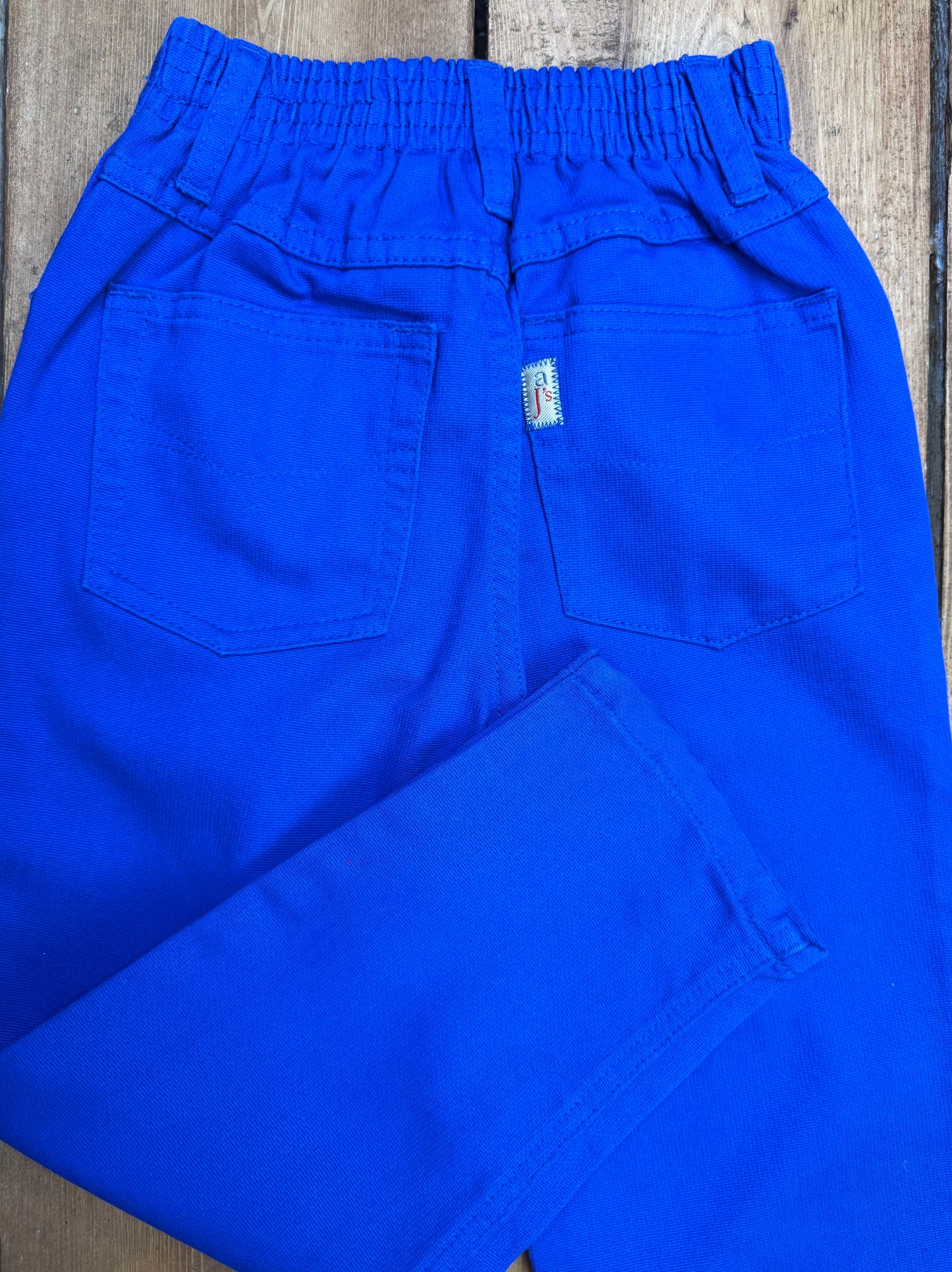 Y2K blue kids jeans age 5. Handpicked for Bee Tiny kids vintage.